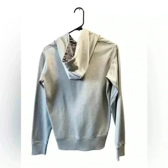 Under Armour Women's Hoodie.‎ - Picture 2 of 5